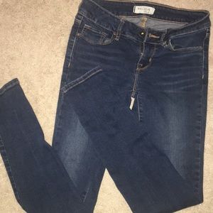 Bullhead skinny jeans